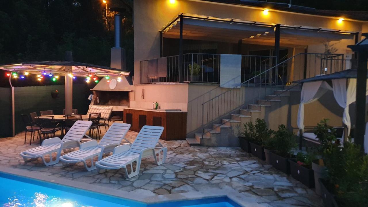 Apartments Kroatien ロヴラン エクステリア 写真