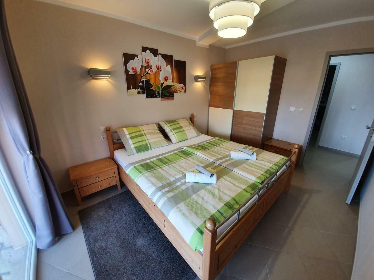 Apartments Kroatien ロヴラン エクステリア 写真