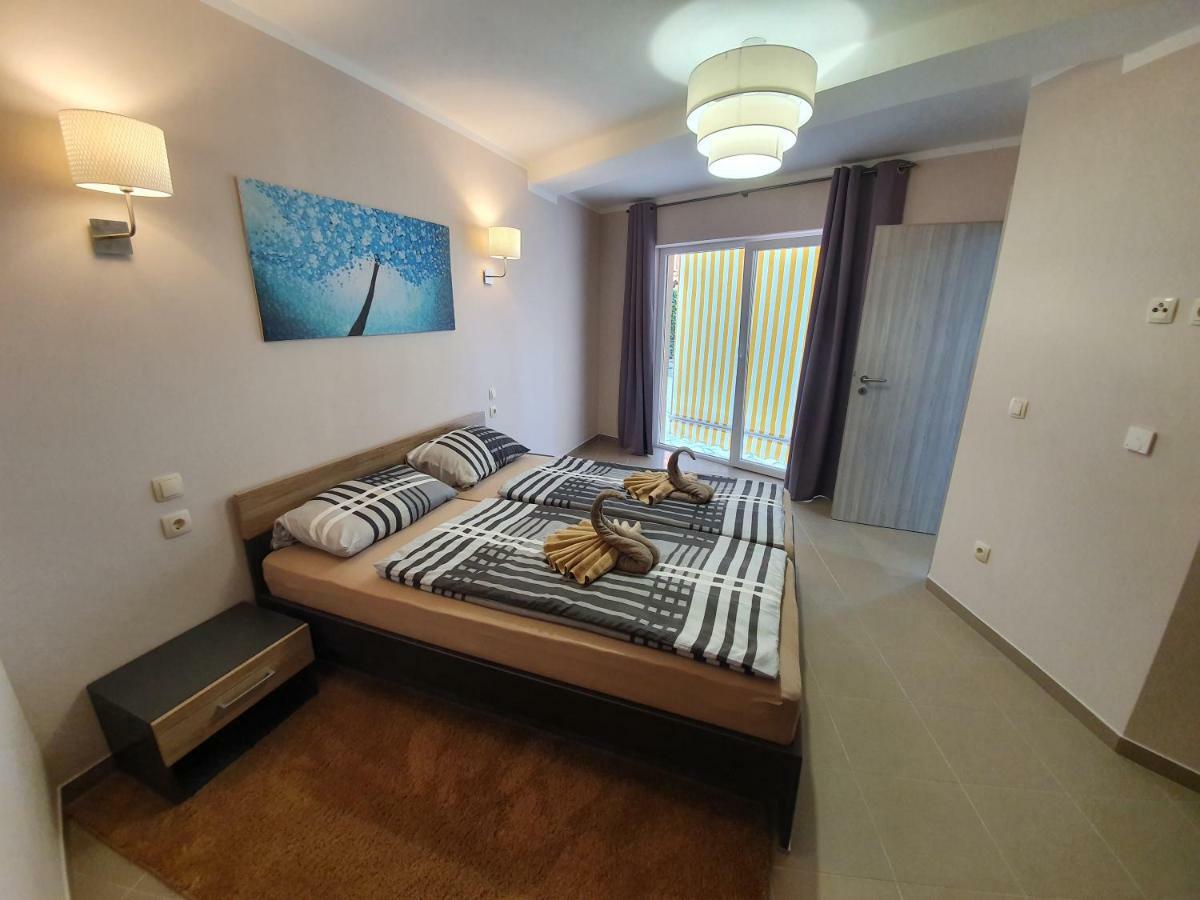 Apartments Kroatien ロヴラン エクステリア 写真